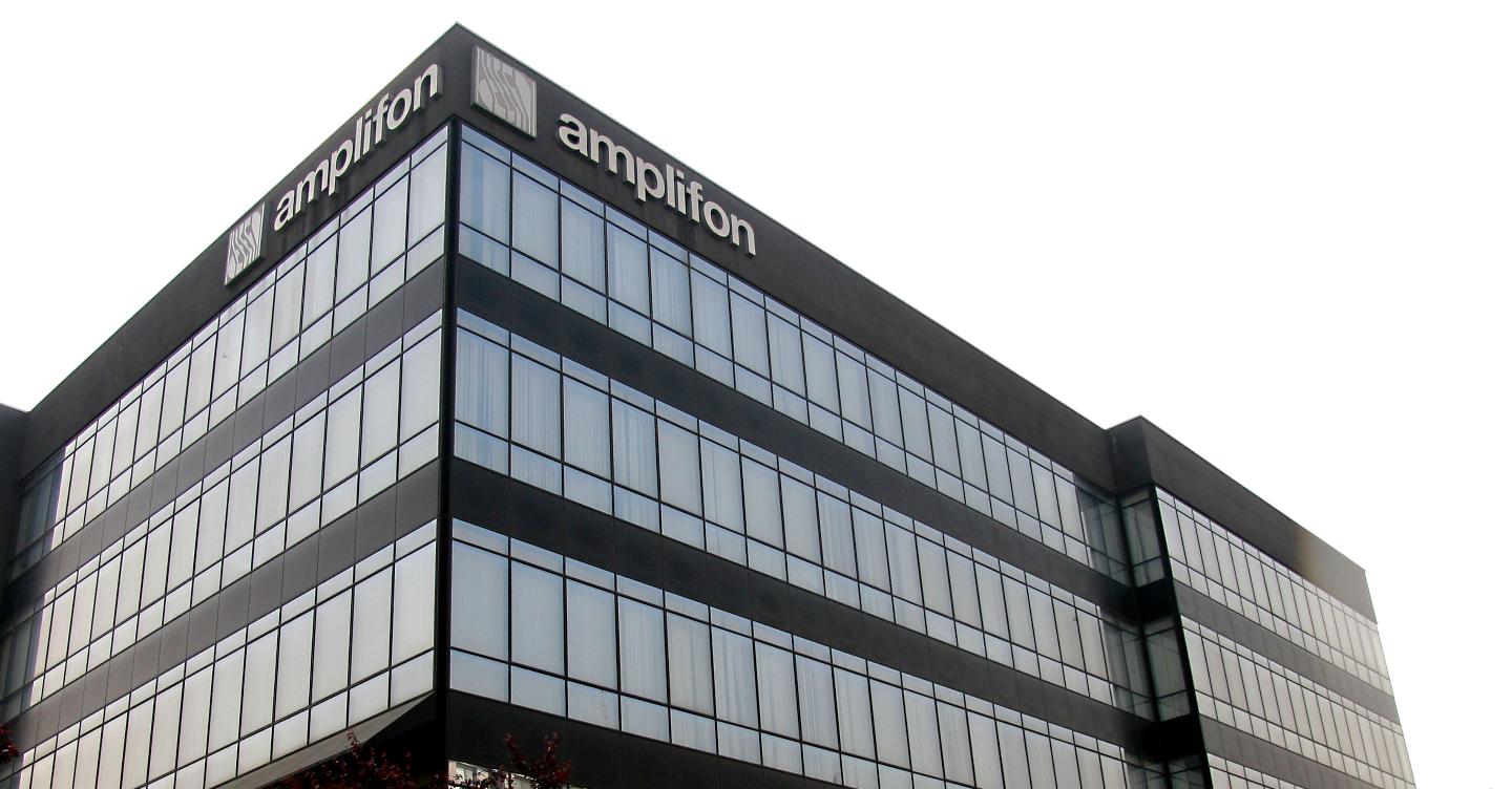 Borsa top valori amplifon